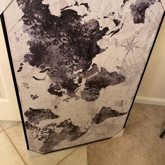 Meet your Posher, Danielle - Picture 1 of 1